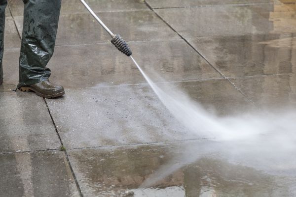 Cost of Concrete Power Washing in Endicott