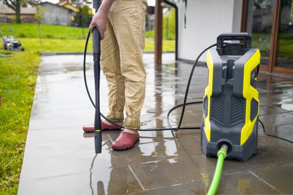 Cost of Porch Pressure Washing in Endicott