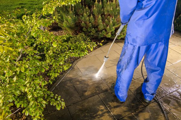 Cost of Hardscape Cleaning in Endicott