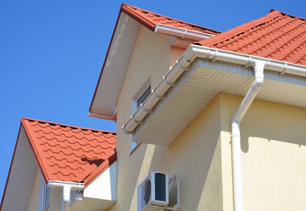 Cost of Soffit Cleaning in Endicott