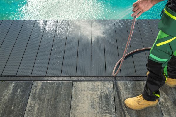 Cost of Pool Area Pressure Cleaning in Endicott