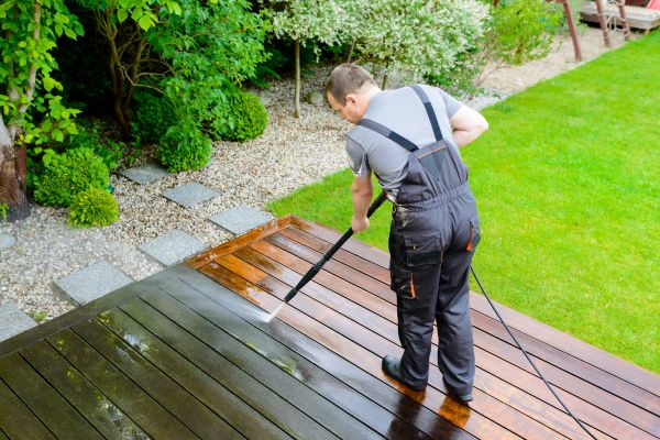 Cost of Deck And Patio Cleaning in Endicott