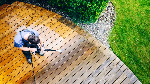Cost of Deck Pressure Cleaning in Endicott