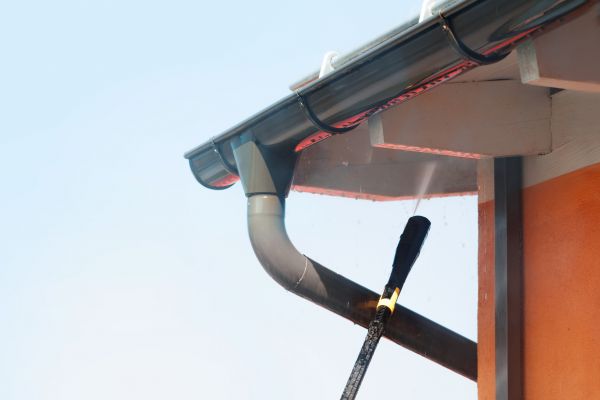 Cost of Eaves Power Washing in Endicott