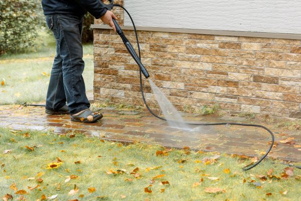 Cost of Residential Powerwashing in Endicott